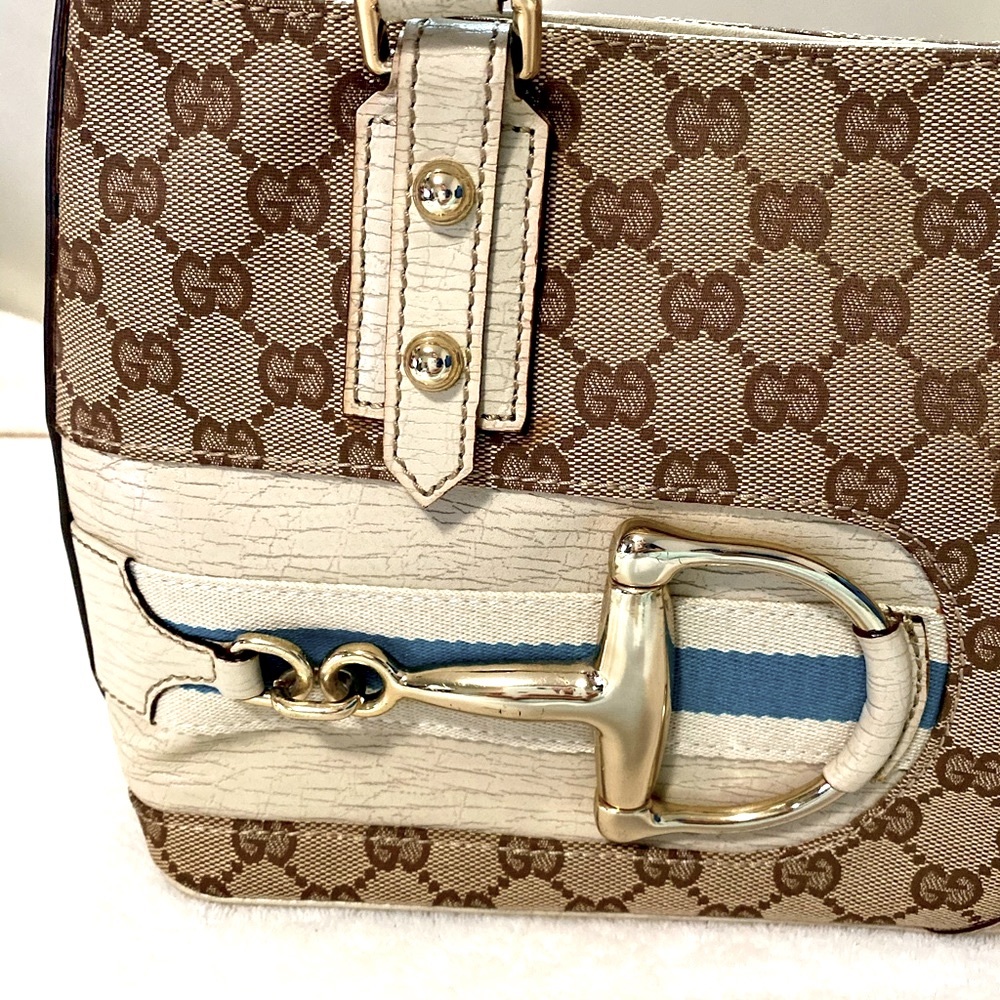 ❤️Authentic Gucci ❤️ - Picture 3 of 10